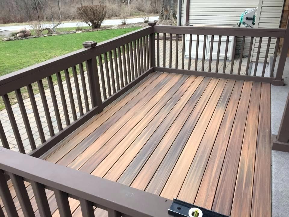 Small Outdoor Deck Ideas 