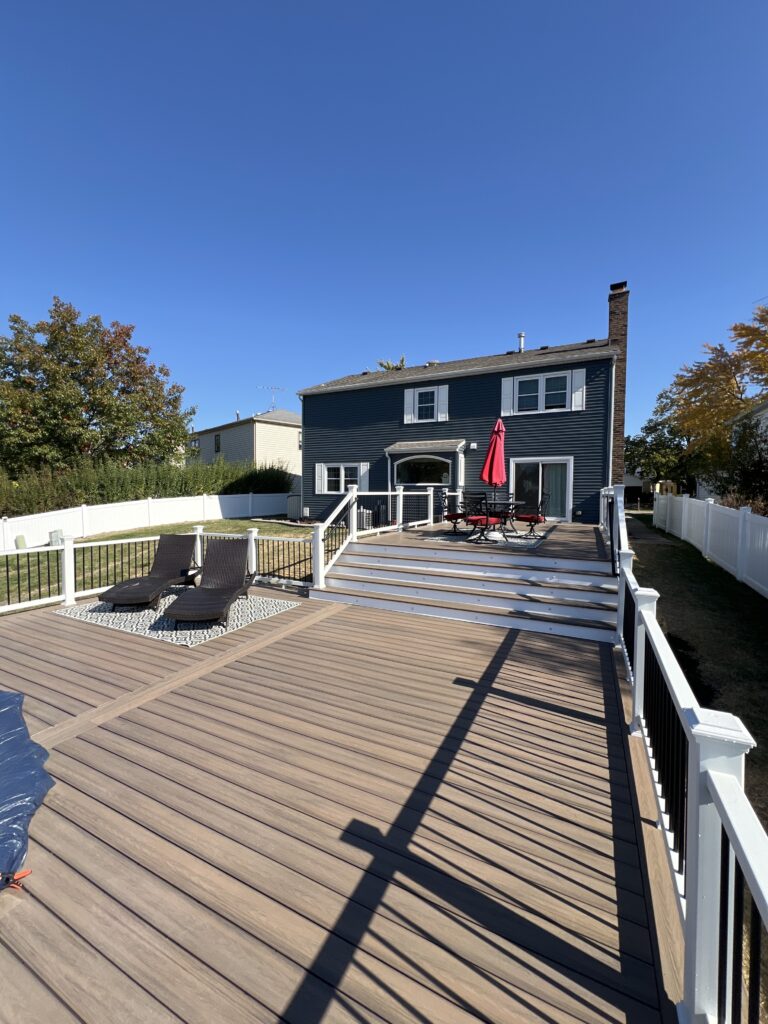Deck Hoffman Estates IL